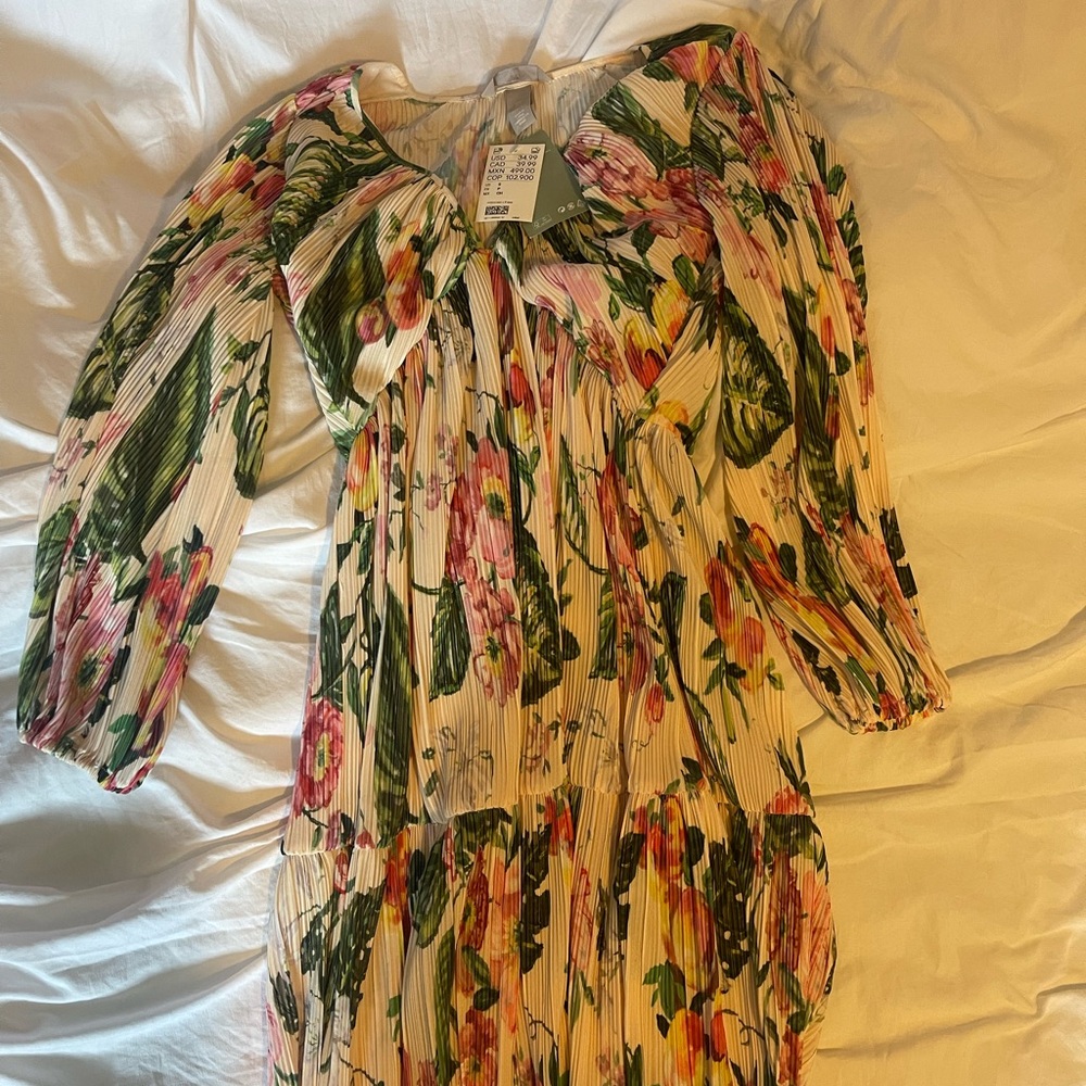 Floral Pleated Dress